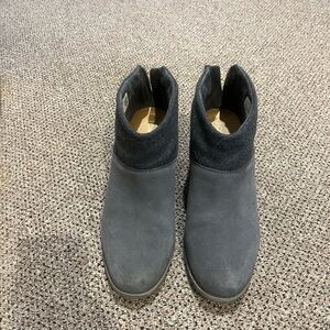 Toms Gray Ankle Boots
